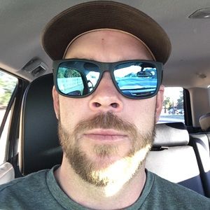 Meet your Posher, Justin